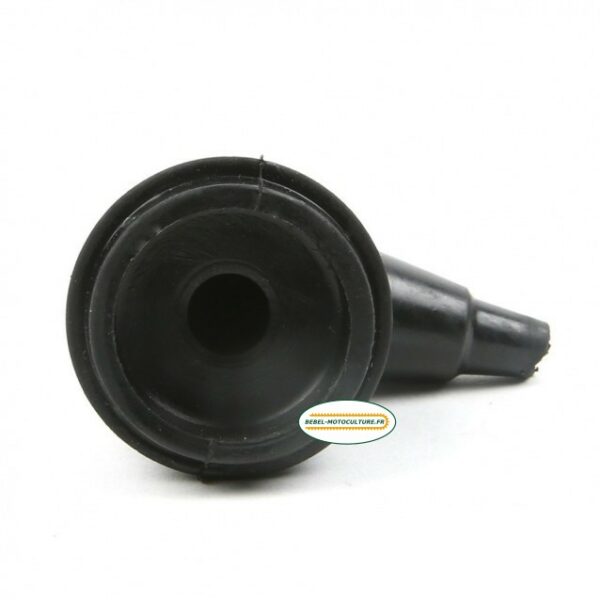 Capuchon de bougie pour Stihl 070, 090, 11104051000